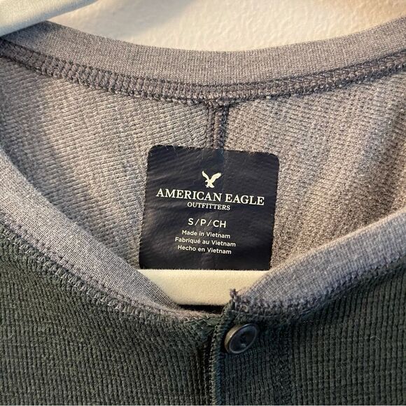 Men’s American eagle long sleeve shirt size small - Picture 2 of 4